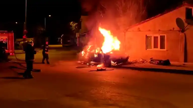 Edirne'de Korkunç Kaza: 4 Kişi Yanarak Öldü!